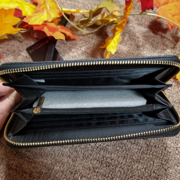 NWT Rampage rose tattoo wristlet wallet clutch - Picture 4 of 4